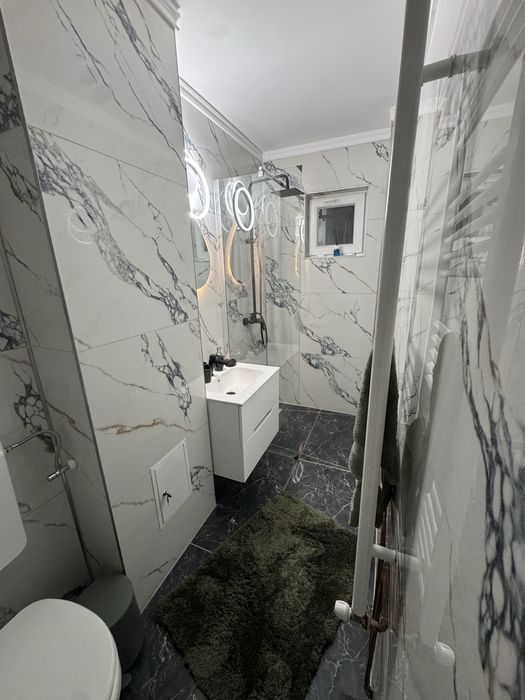 Inchiriez in regim hotelier apartament 2 camere B-dul T. Vladimirescu