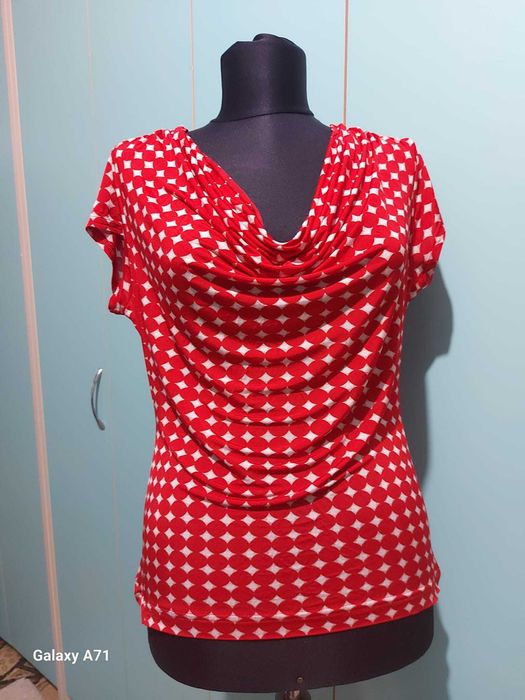 Bluzița finuta Yokko mas.M/rosu/tricou