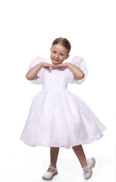 Платья для девочки новые