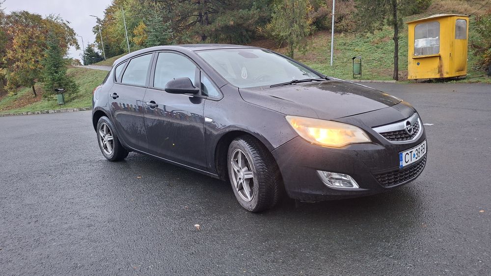 OPEL Astra 2010 — imagine 4