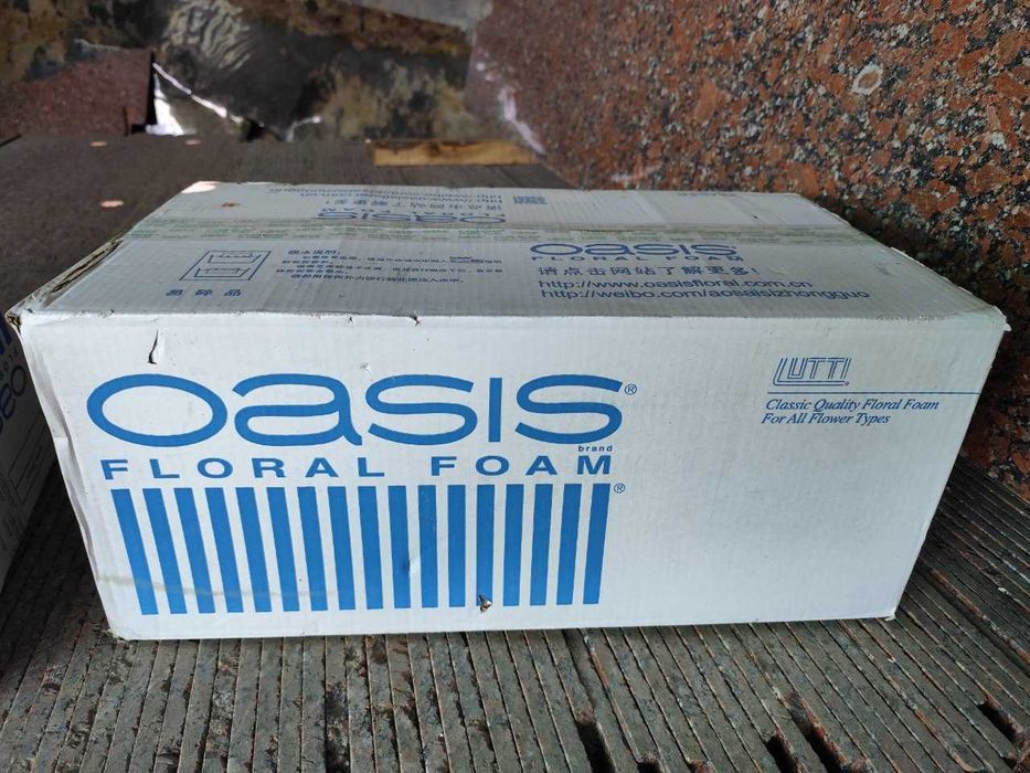 Флористическая губка OASIS , gubka floral foam Oasis Lutti оптом