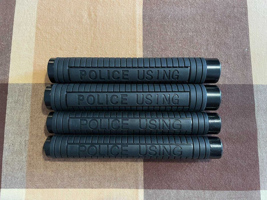 Метална полицейска палка 2- размера, електрошокове