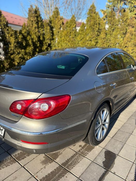 Vand  Volkswagen Passat CC an  2011