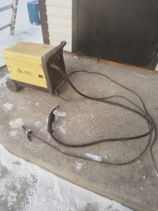 Продам полуавтомат 200 А