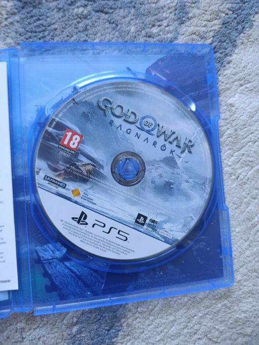 Vând jocuri pentru ps5