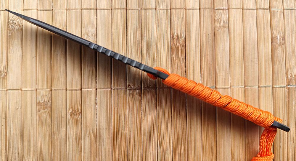 Туристически нож Paracord