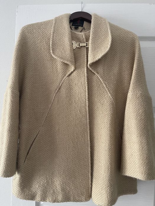 Разгрузка гардероба жен киимдер