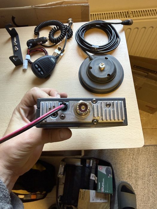 Statie radio auto PNI Escort HP 8001L