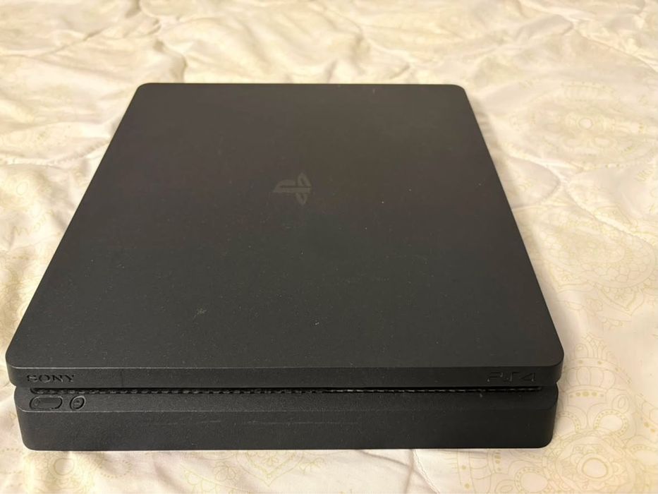 Ps4 de 1T + cateva jocuri