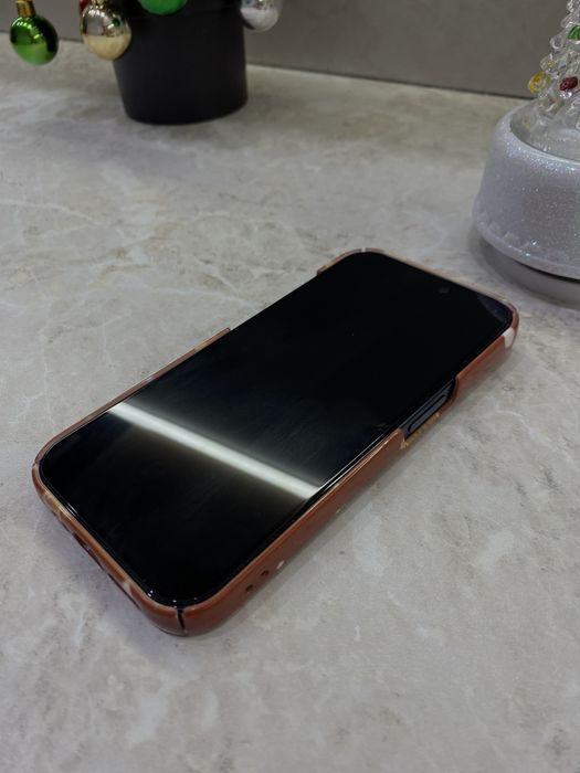 красивый чехол на айфон 15pro