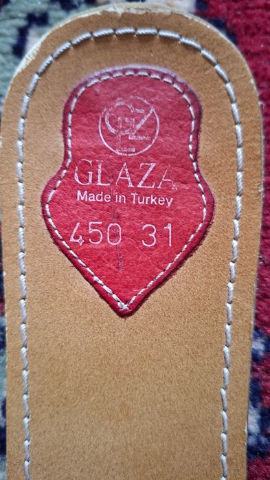 Saboti de vara din piele