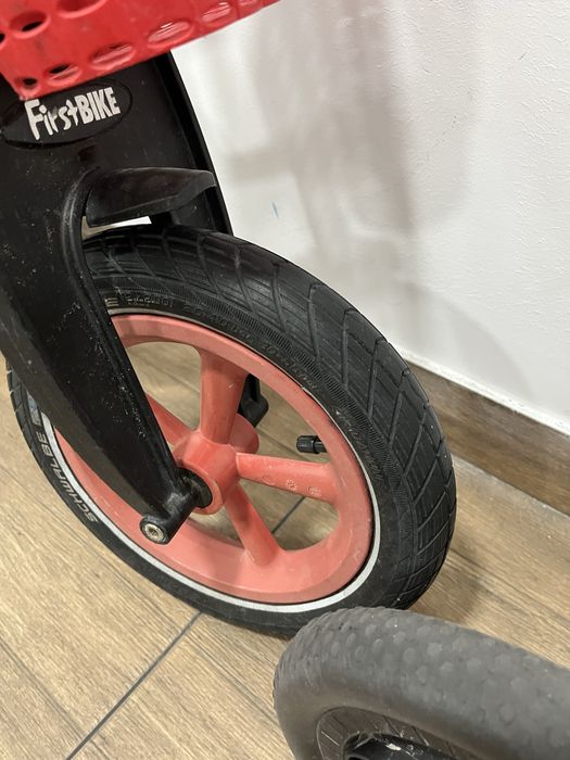 Баланс Колела Decathlon и First bike