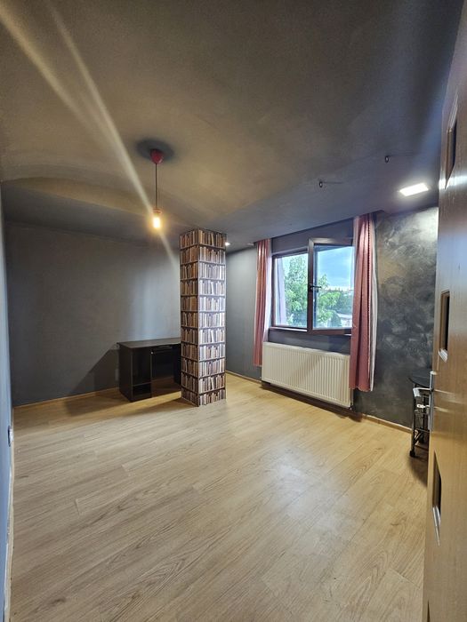 2 CAMERE + Loc Parcare - 2014 - Popesti Leordeni