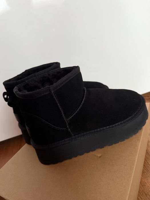 ugg mini negre 39