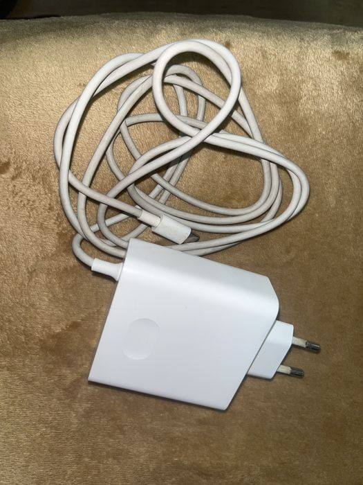 Зарядка от ноутбука HUAWEI