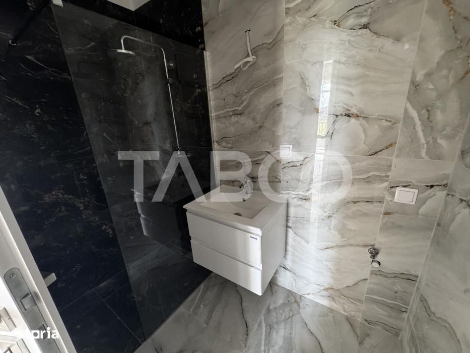 Penthouse LA CHEIE cu 3 camere 2 bai terasa 43 mp si parcare subterana