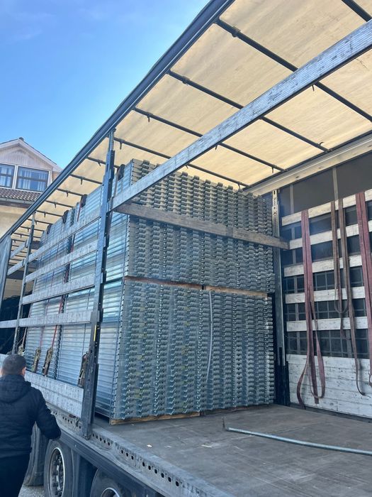 Inchiriere Schela Galvanizata Italia