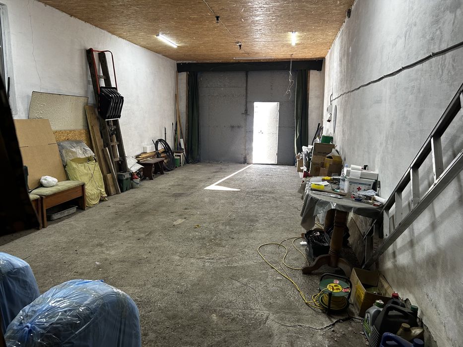 Продам гараж 15*4.7 метра