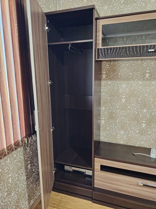 Продам гостевую стенку