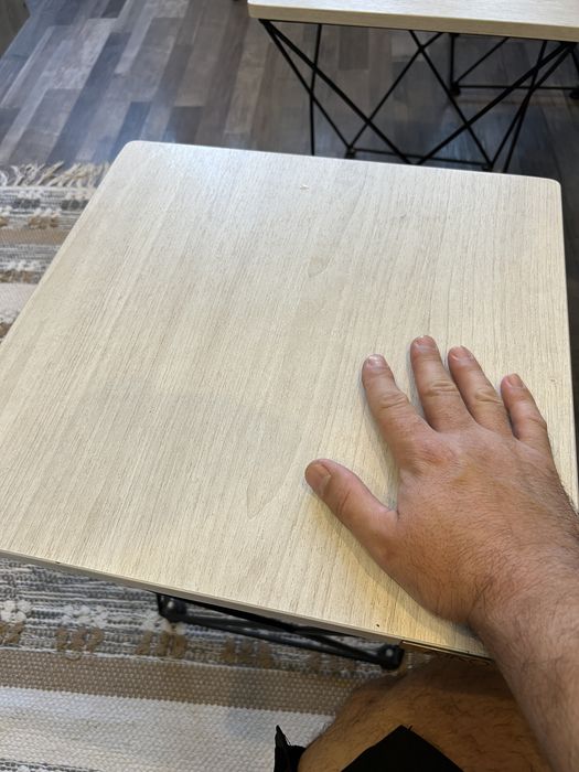 AIKO стол и стулья