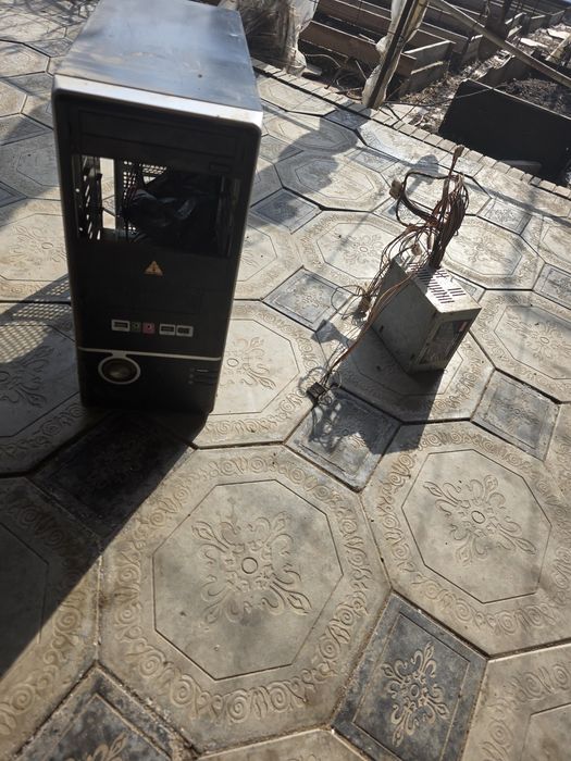 Продам на запчасти компьютеры