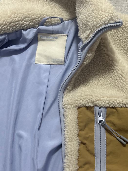 легкая короткая куртка для девочек pull&bear