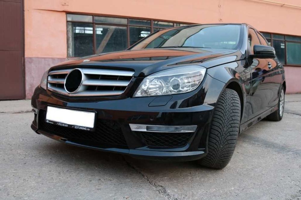 Bara Fata Mercedes C Class W204 AMG Look Facelift