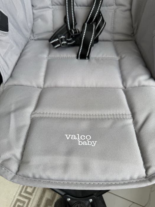 Продам коляску срочно valco baby