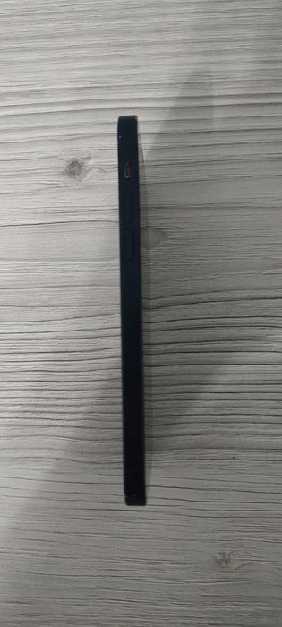 Срочно продам Iphone 12