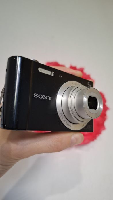 Компактен дигитален фотоапарат SONY Cybershot W800