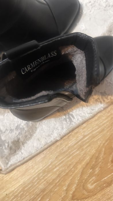 Продам дезисезонную обувь