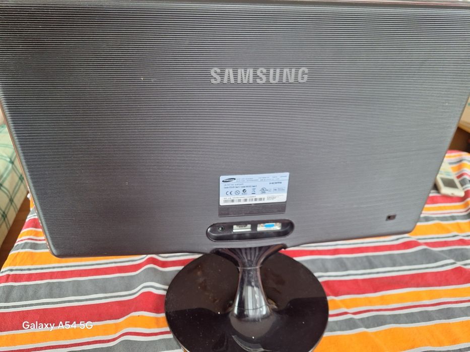 Монитор суфбуер колони samsung kreativ