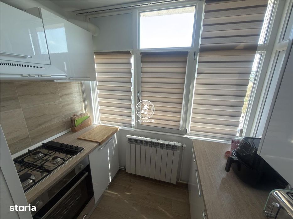 Apartament 3 camere decomandat, Dacia