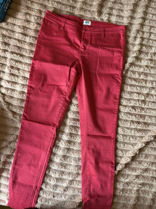 Продам одежду разную