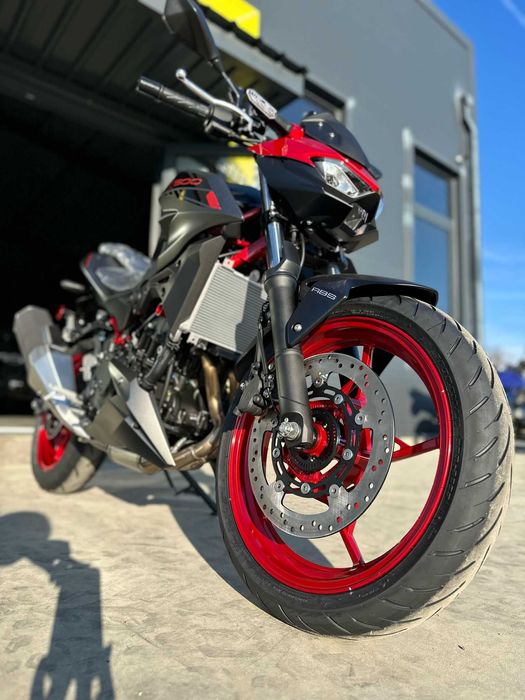 Kawasaki Z500 SE 2025