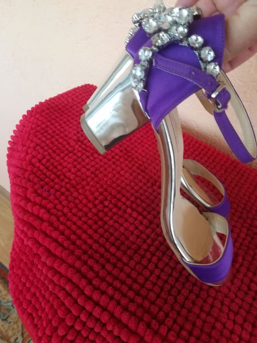 Sandale nr 35 Cathias Edeline ocazie