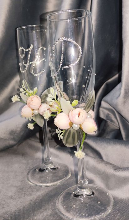 Свадебные бокалы