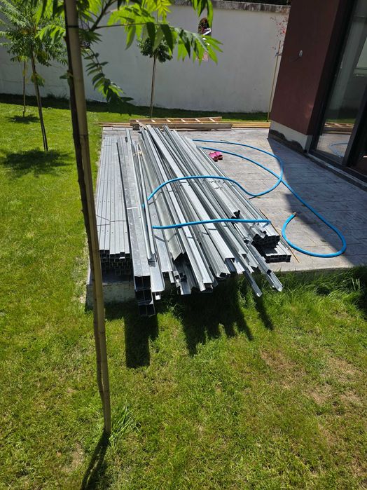 Продавам профили за (гипсокартон) сухо строителство UD, CW75, UW75