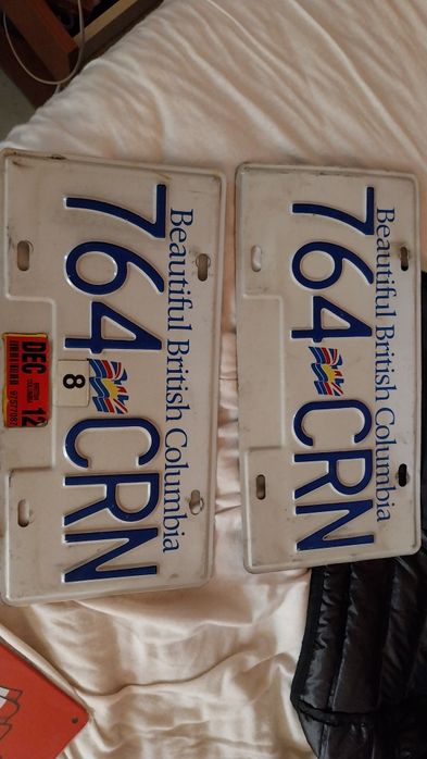 Метални табел 30×20 и 11×70 и други