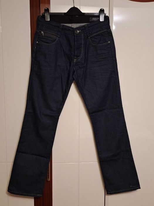 Vând blugi Jack and Jones 30/32 barbati