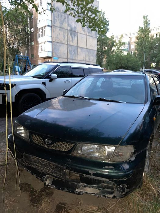 Nissan Almera 1996