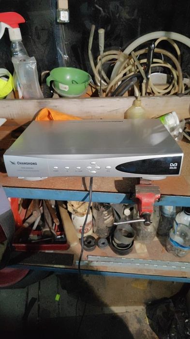 Спутниковой тюнер