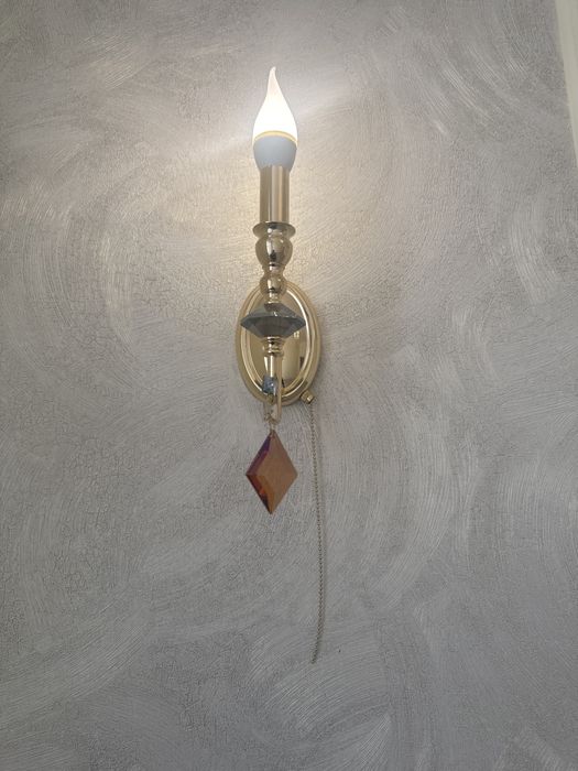 Люстра и бра в компалекте