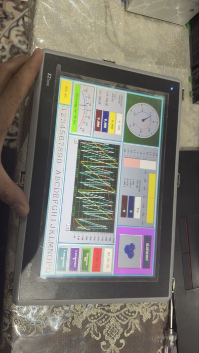 HMI ekran sotiladi Beijer x2