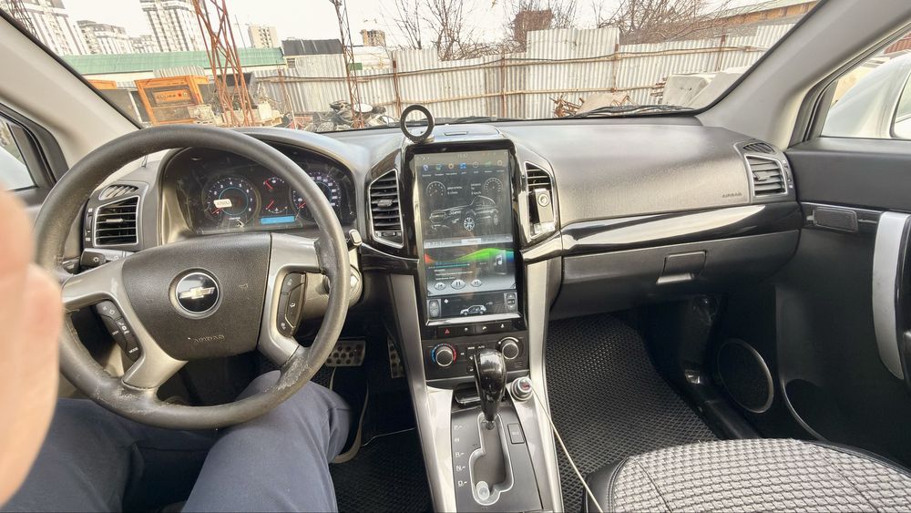 Продаётся каптива 2+4 в отличном состоянии,родная краска 100%