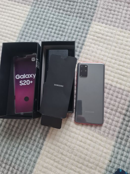 Продам Самсунг С20+.