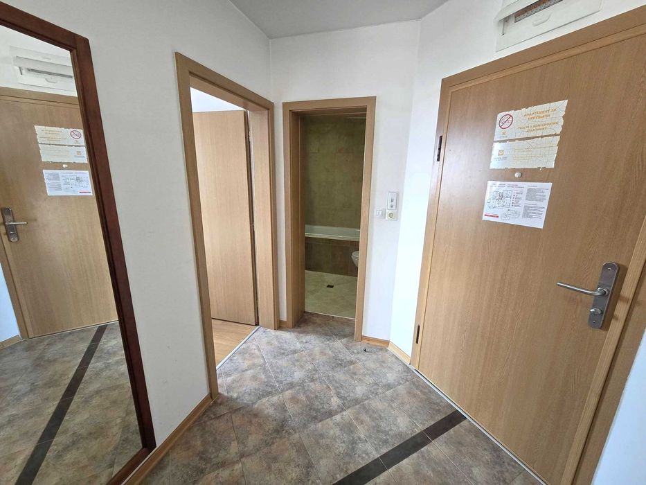 Tристаен апартамент с фронтална гледка към Пирин планина