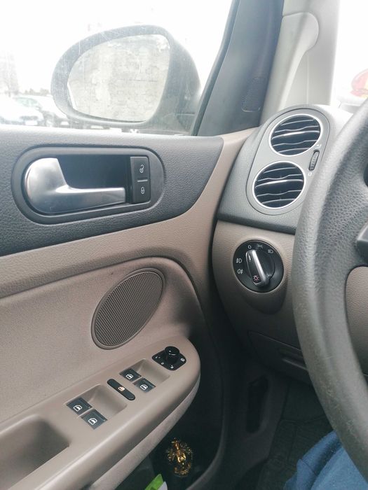 VOLKSWAGEN Golf Plus 2010 — imagine 22