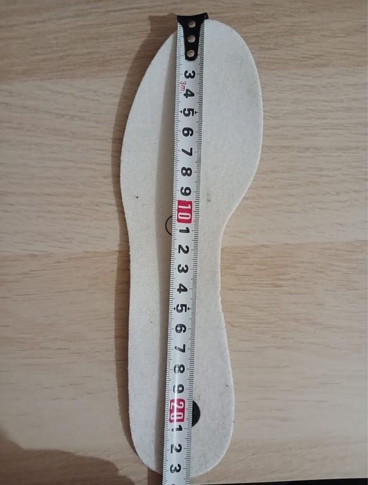 Продам коньки женские