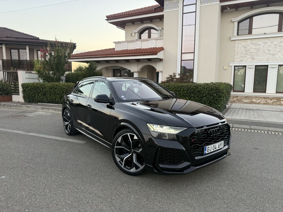 Audi RS Q8